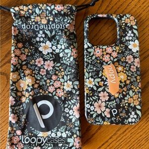 Loopy Case iPhone 15 Pro -Vintage Blooms- Black and Multicolor